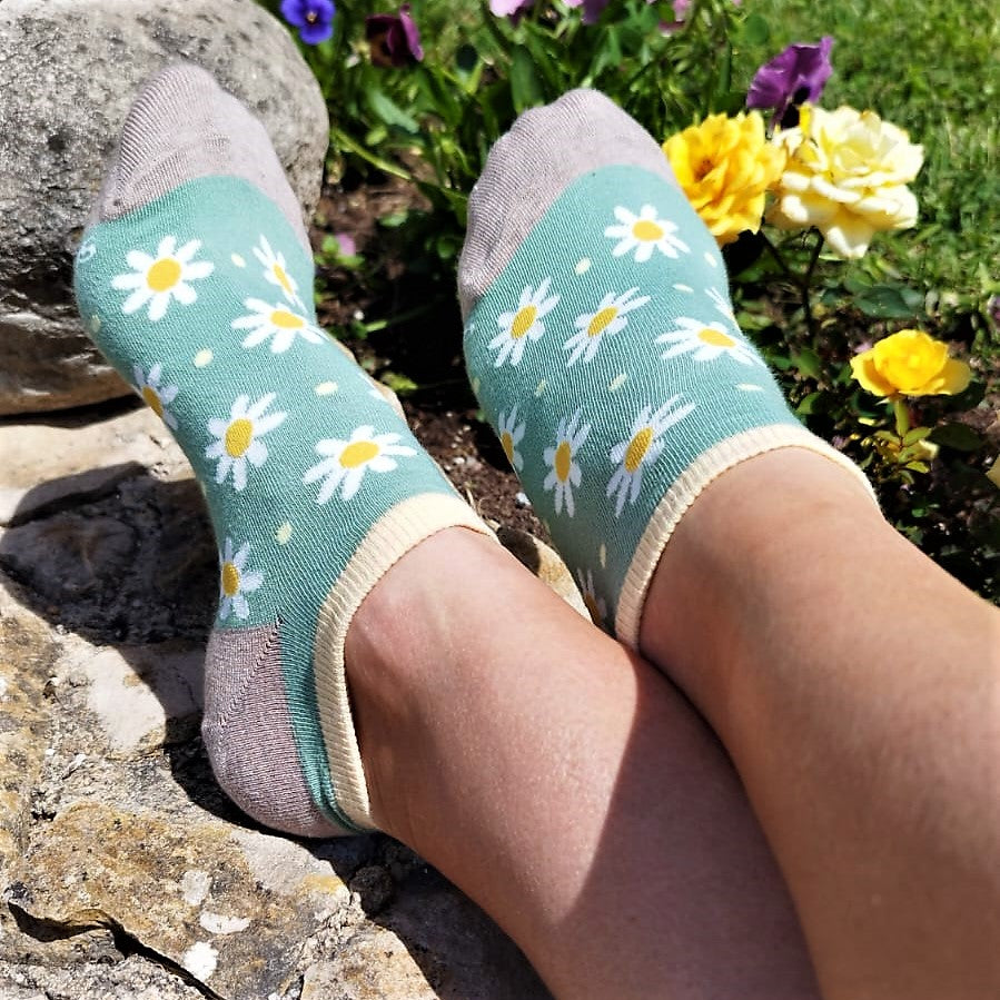 Dots &amp; Daises - Ladies Ankle socks